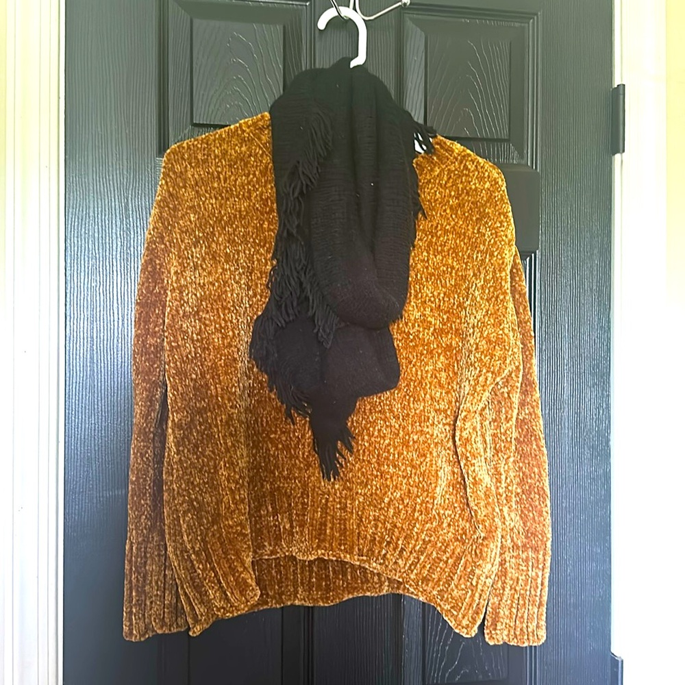 Black fringe scarf